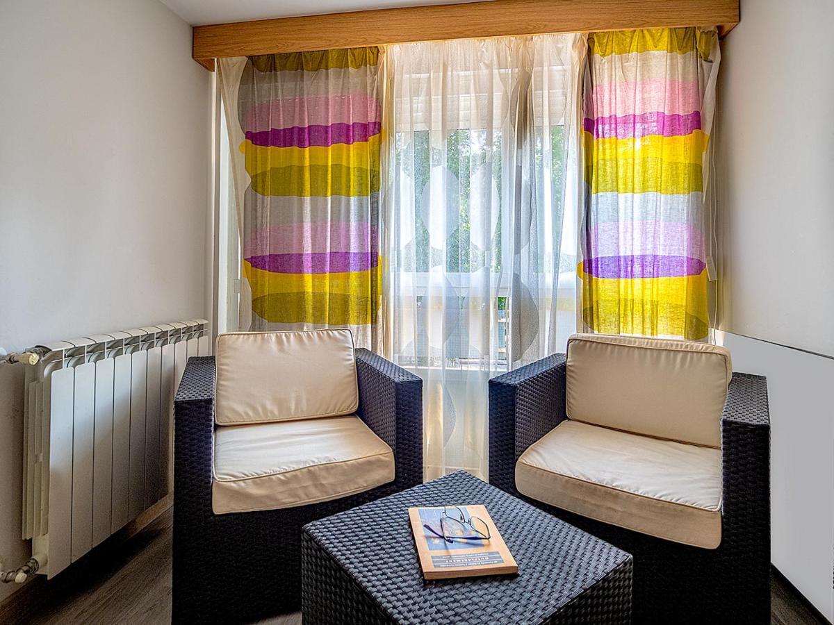 Hostal Real Aranjuez Luaran gambar