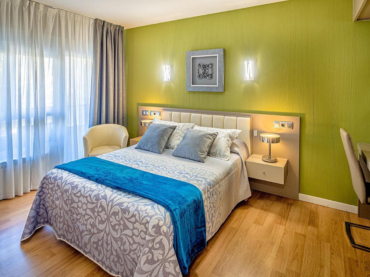 Hostal Real Aranjuez Luaran gambar