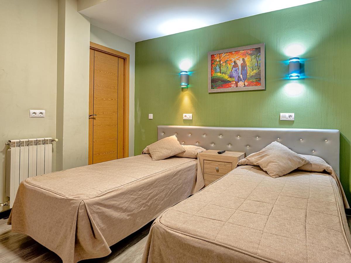 Hostal Real Aranjuez Luaran gambar
