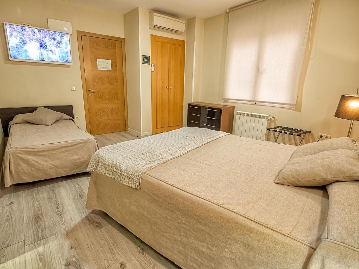 Hostal Real Aranjuez Luaran gambar