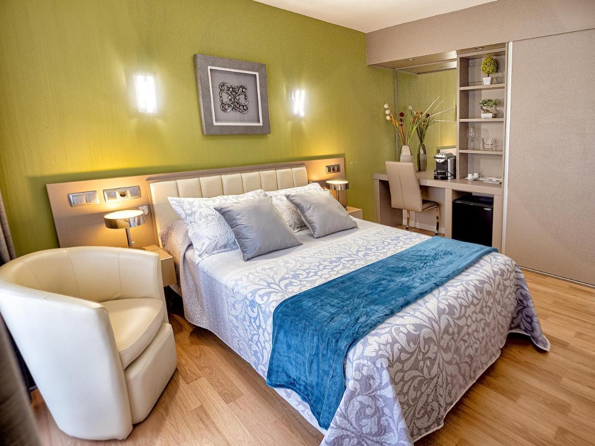 Hostal Real Aranjuez Luaran gambar