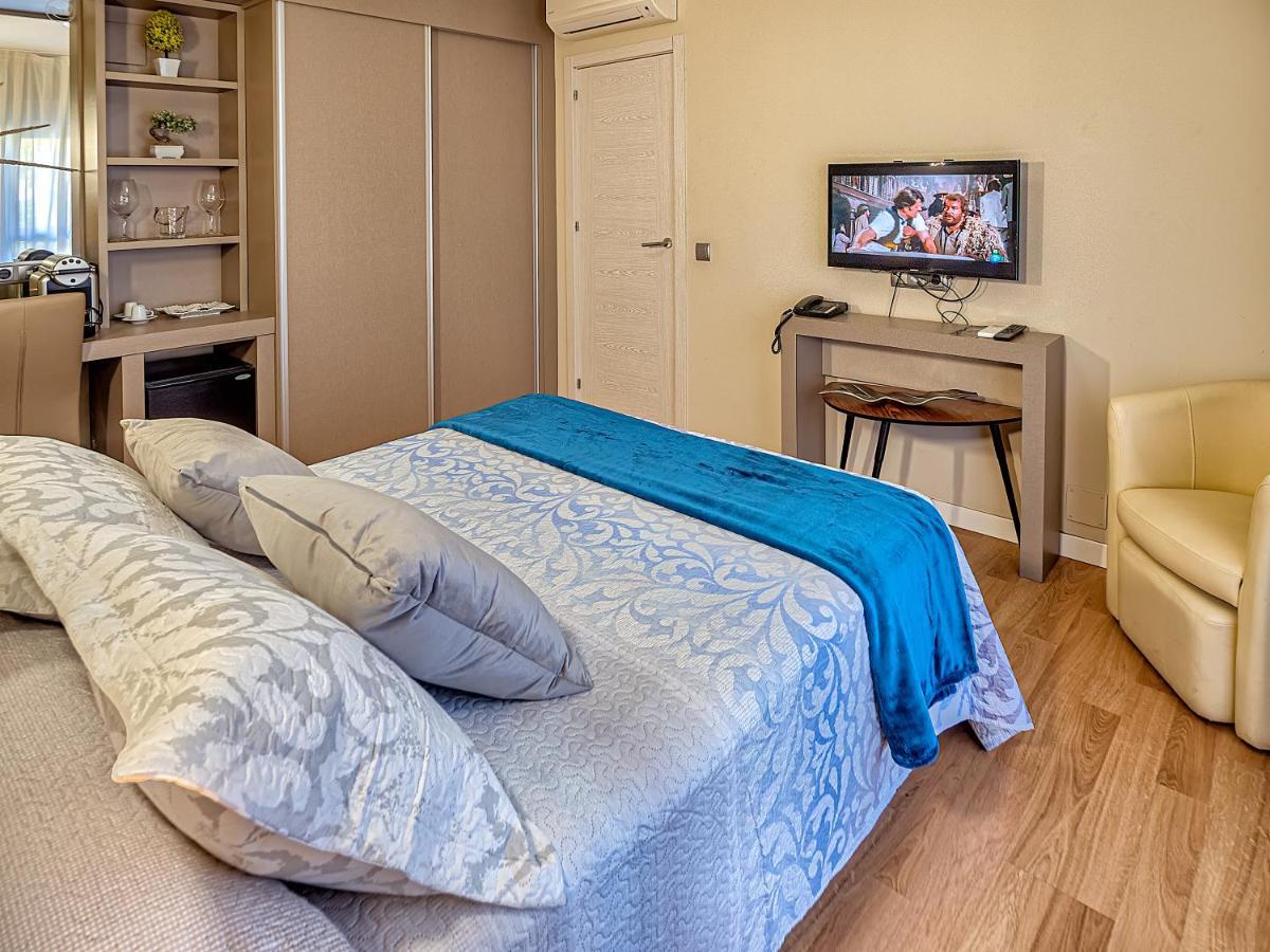 Hostal Real Aranjuez Luaran gambar
