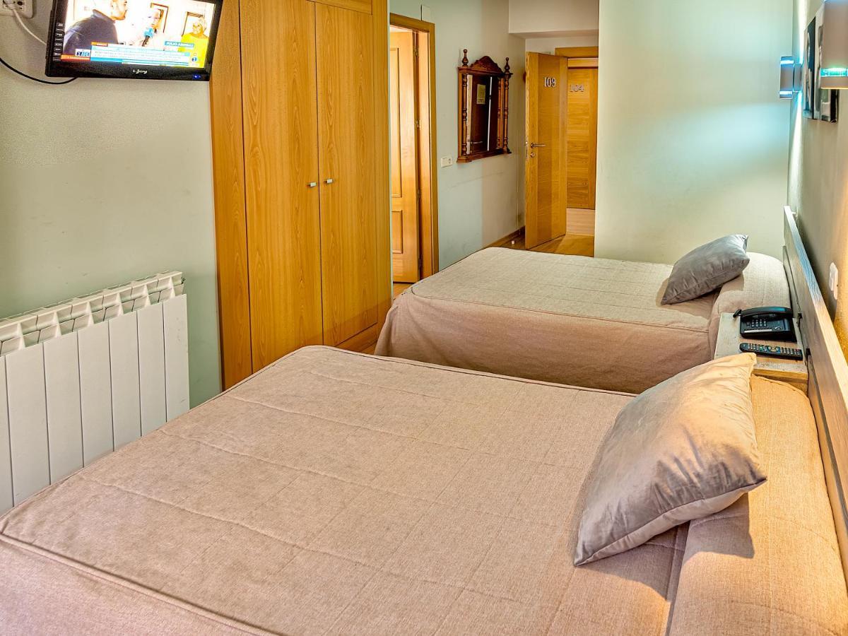 Hostal Real Aranjuez Luaran gambar
