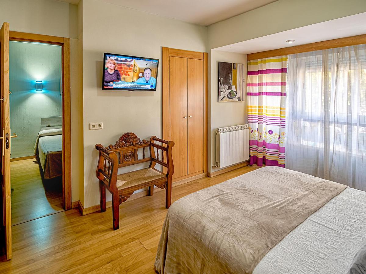 Hostal Real Aranjuez Luaran gambar