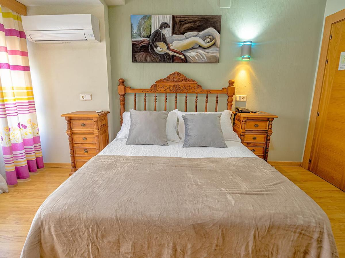 Hostal Real Aranjuez Luaran gambar