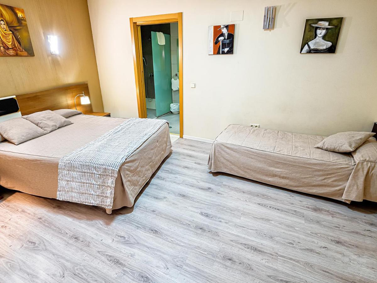 Hostal Real Aranjuez Luaran gambar